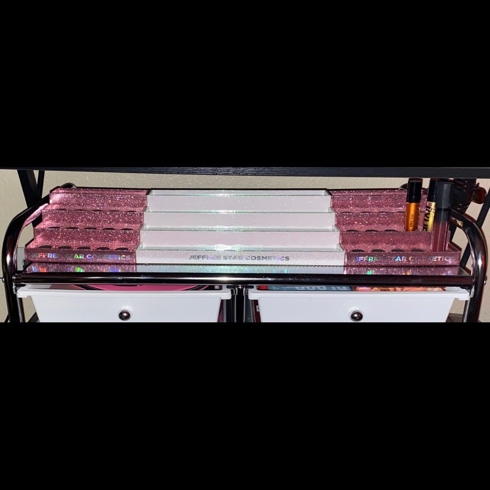 Jeffree Star Lipstick Display